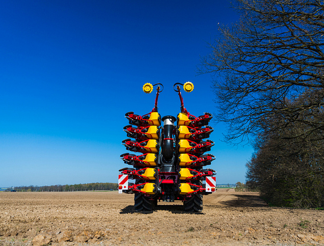 Tempo V 12
